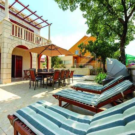 Anka Villa *